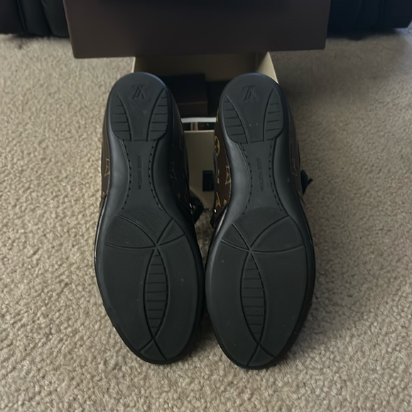 Louis Vuitton Monogram and Patent Leather Sneakers | Size 37 |Color: Brown - Picture 5 of 6